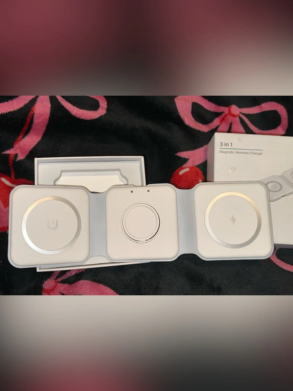 3-in-1 Magnetic Wireless Charger - White